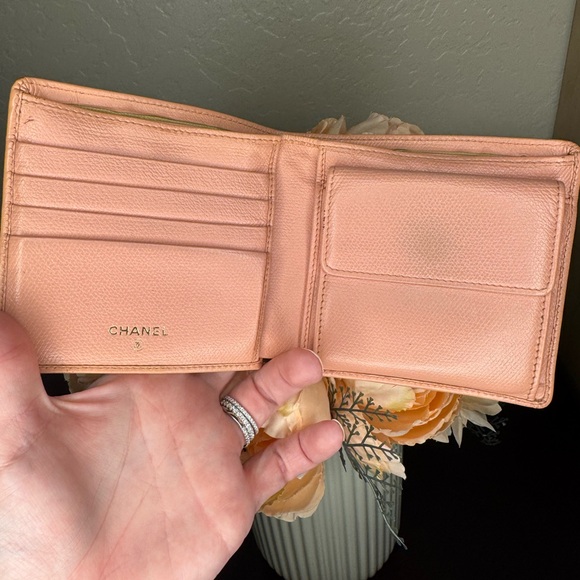 CHANEL Pink Bifold wallet - Picture 3 of 5